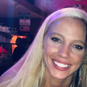 Meet your Posher, Nicolette